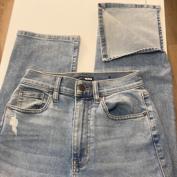 Fashion Nova Denim - Split leg jeans -never worn